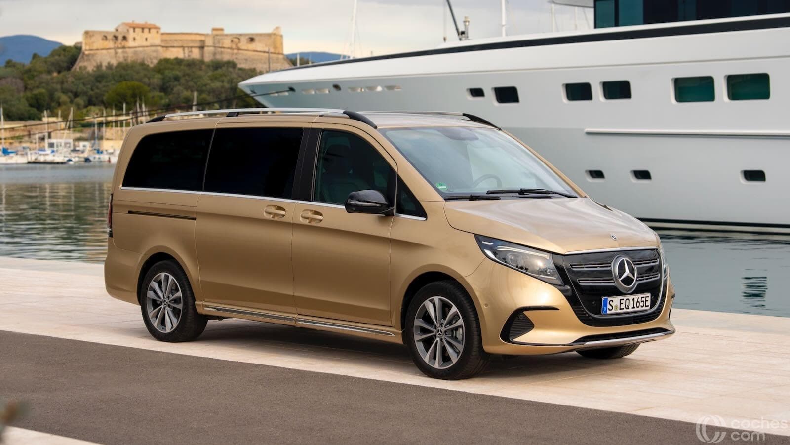 Imagem de Mercedes Eqv